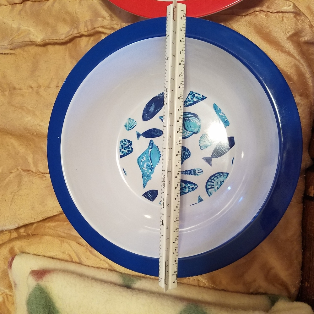 Bowls 
Hard plastic bowls 
One red with pictures o - Picture 2 of 10
